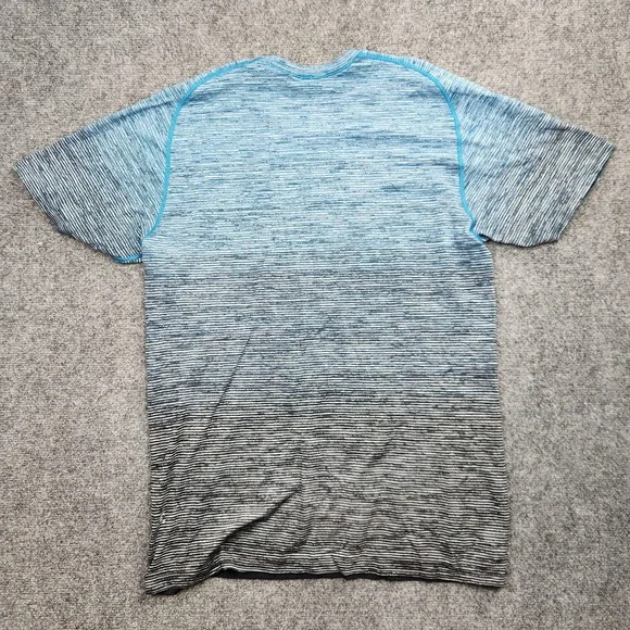 Lululemon Shirt Mens Large Blue Stripe Short Sleeve Athletic Running Lightweight - Picture 3 of 7